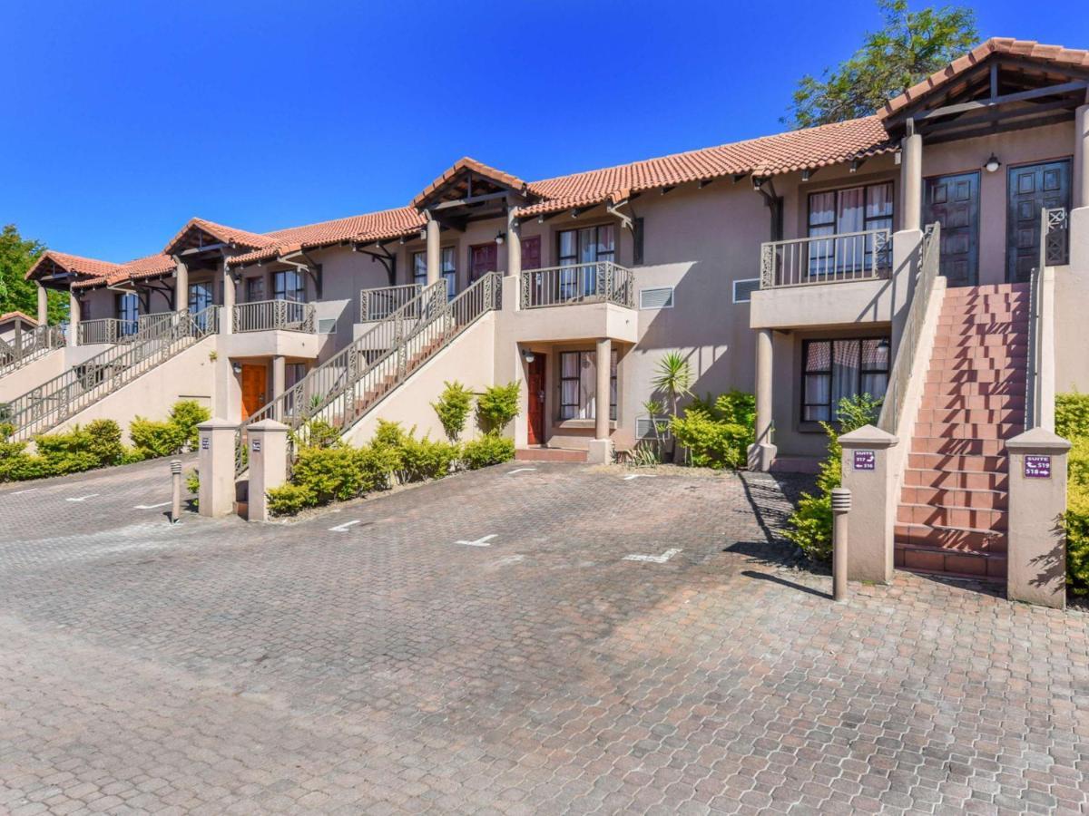 Mercure Hotel Nelspruit Mbombela Екстер'єр фото