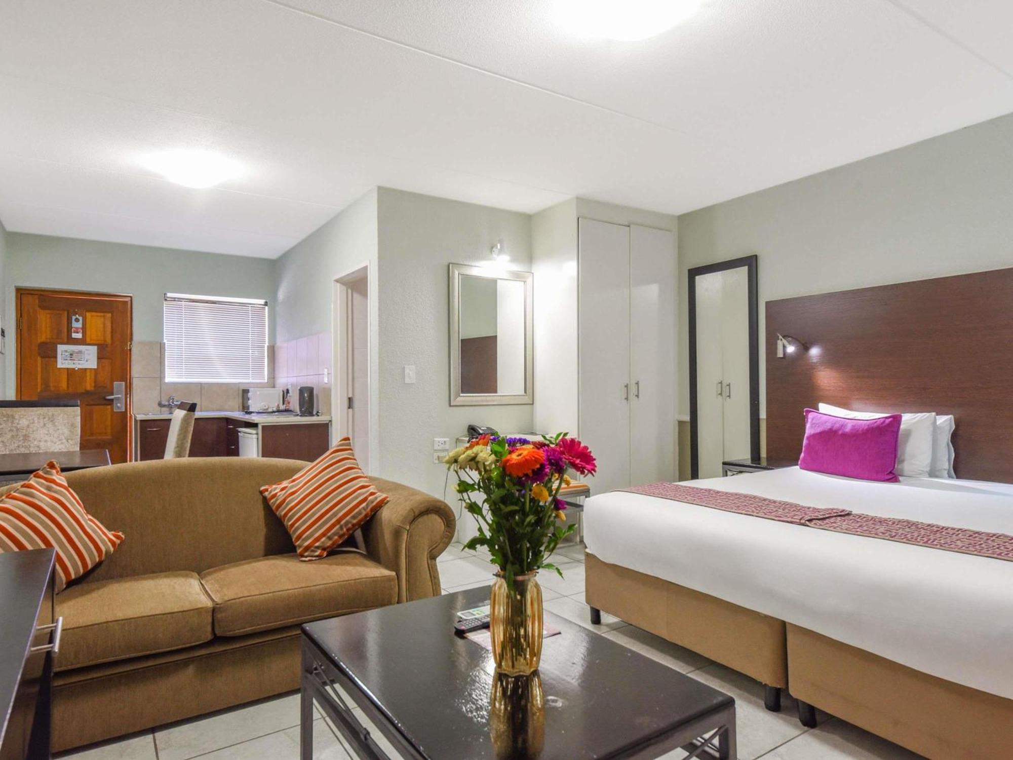 Mercure Hotel Nelspruit Mbombela Екстер'єр фото